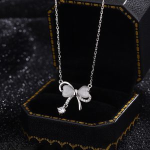 Sterling silver bow necklace for women, new and popular high-end choker.