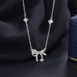 Sterling silver bow necklace for women, a stylish choker with a sweet star design, versatile and sparkling rhinestones.